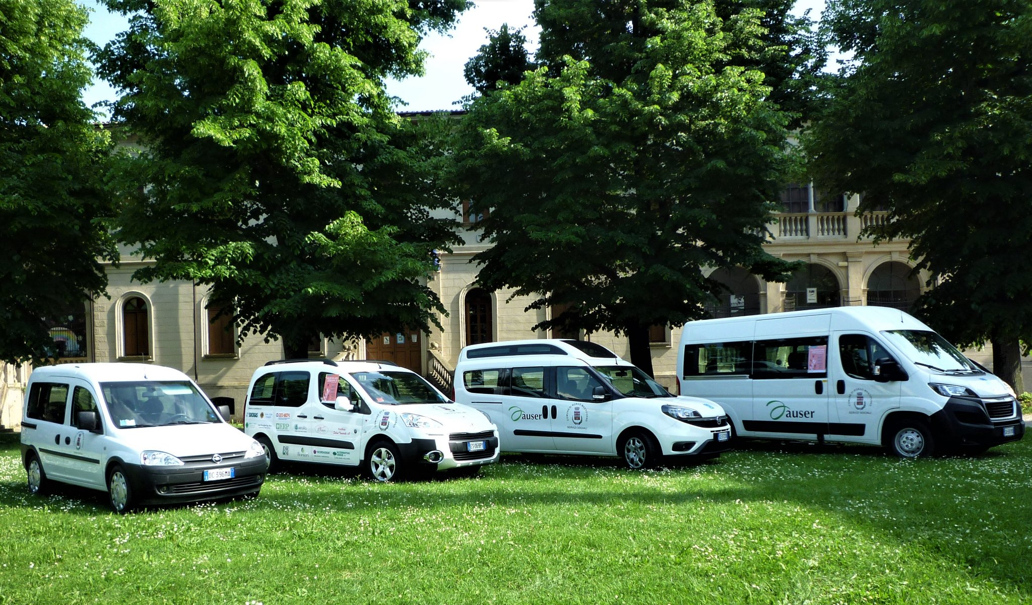 Il parco auto Auser — furgoni attrezzati